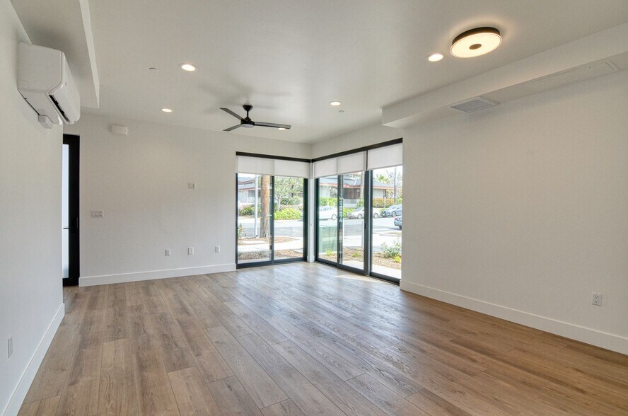 More Photos Of 221 W G St, Encinitas Apartments For Sale