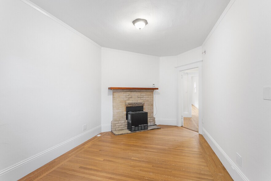 More Photos Of 123-133 Echo Ave, Oakland Apartments For Sale