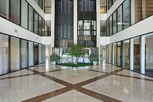 More Photos Of 2439 manhattan Blvd, Harvey Office For Lease