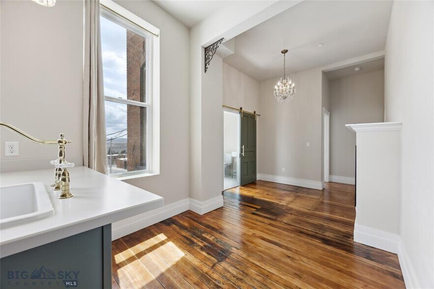 More Photos Of 140 W Park St, Butte Apartments For Sale
