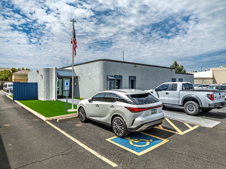 Primary Photo Of 18432 N Cave Creek Rd, Phoenix Flex For Lease