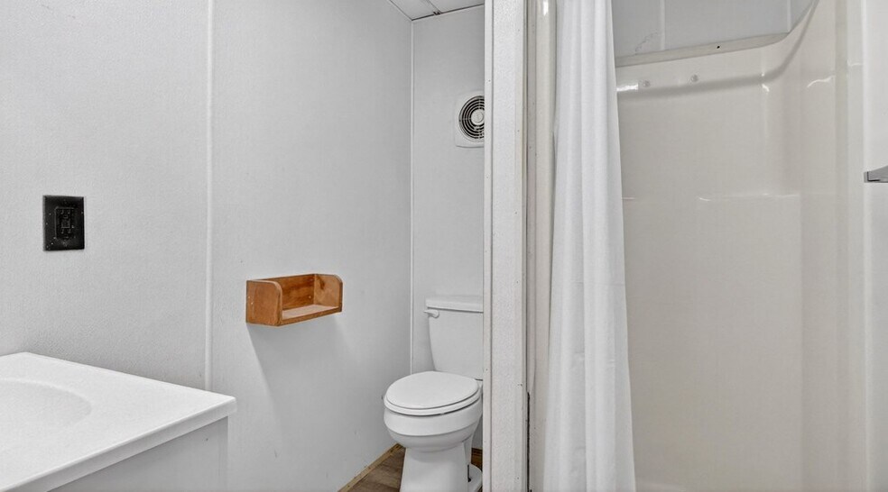 More Photos Of 12200 W Interstate 20, Odessa Warehouse For Sale