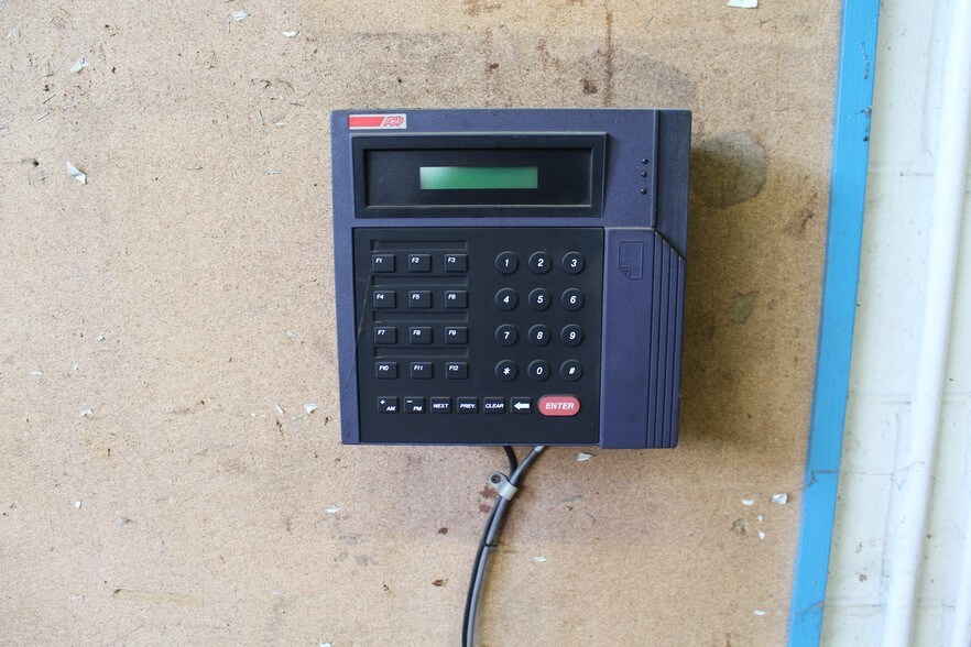 More Photos Of 700 Nepperhan Ave, Yonkers Warehouse For Sale