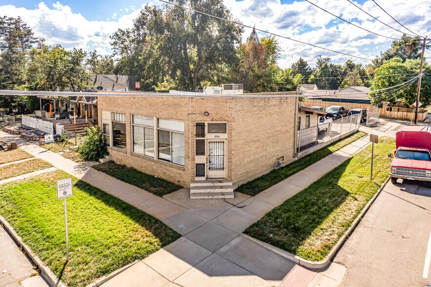 More Photos Of 3200 W 2nd Ave, Denver Office For Sale