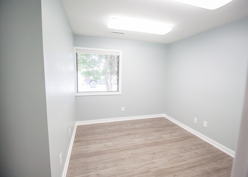 More Photos Of 3951-3955 Market St, Wilmington Loft Creative Space For Lease