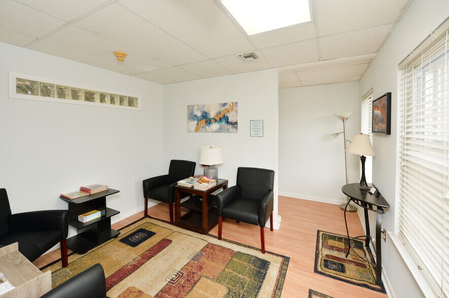 More Photos Of 121 Cedar Ln, Teaneck Medical For Sale