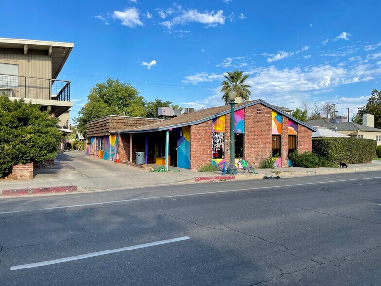 More Photos Of 927 N Fulton St, Fresno Office For Sale
