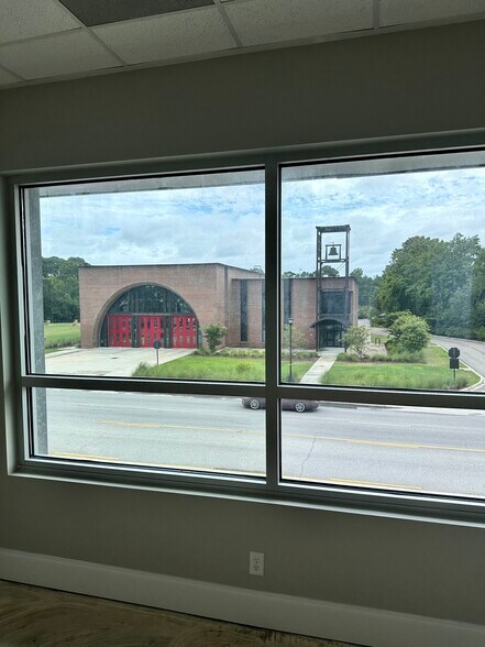 More Photos Of 1904 Savannah Hwy, Charleston Medical For Lease