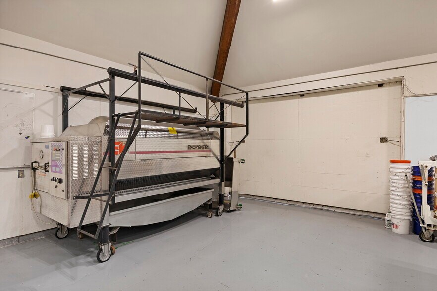 More Photos Of 4290 Mt Baker hwy, Everson Winery Vineyard For Sale