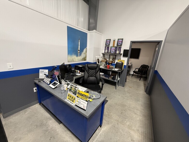 More Photos Of 3640 N Highway 1, Cocoa Showroom For Sale