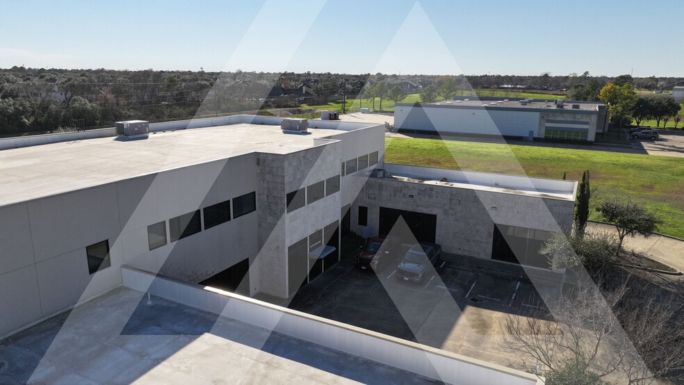 More Photos Of 14025 West Rd, Houston Office For Sale