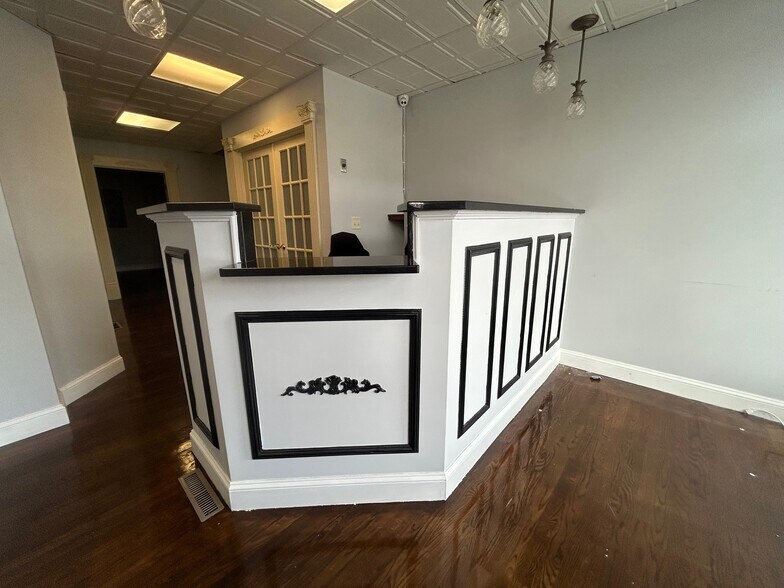 More Photos Of 609 Newport Ave, Attleboro Medical For Lease