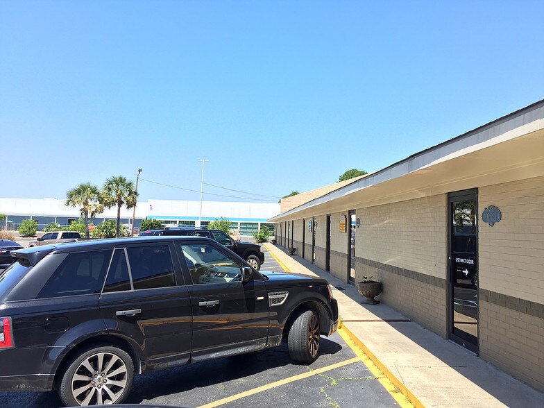 More Photos Of 1 Marks Rd, Ocean Springs Medical For Lease