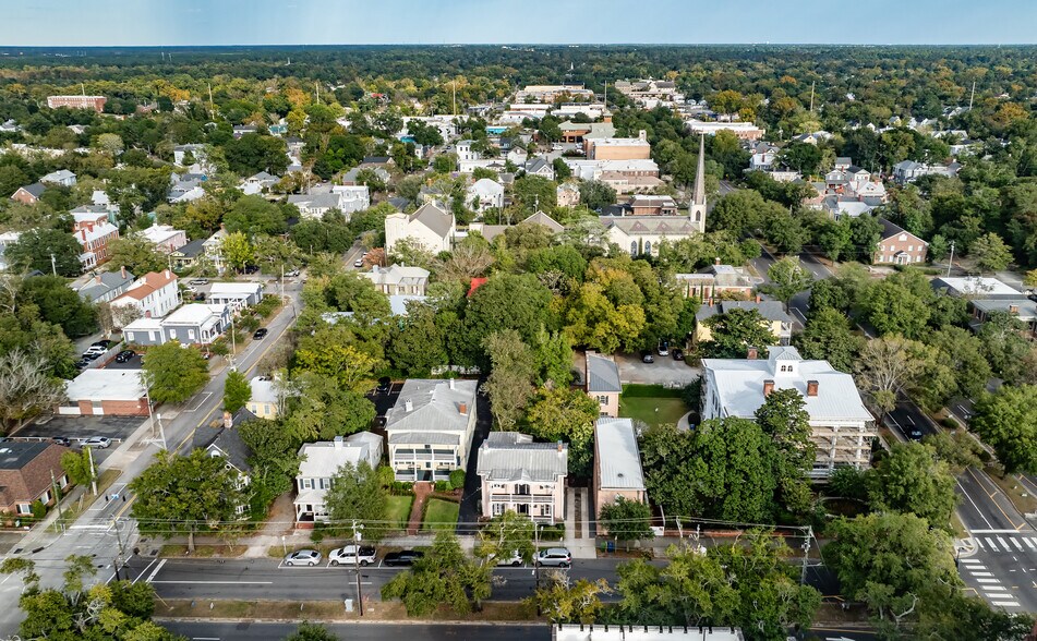More Photos Of 12 N 5th Ave, Wilmington Office Residential For Sale