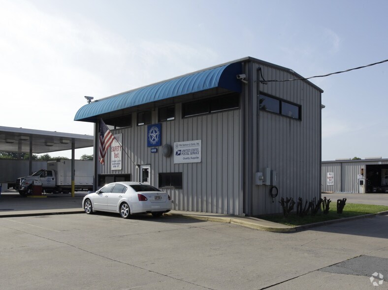 More Photos Of 4806 E Mccain Blvd, North Little Rock Service For Lease