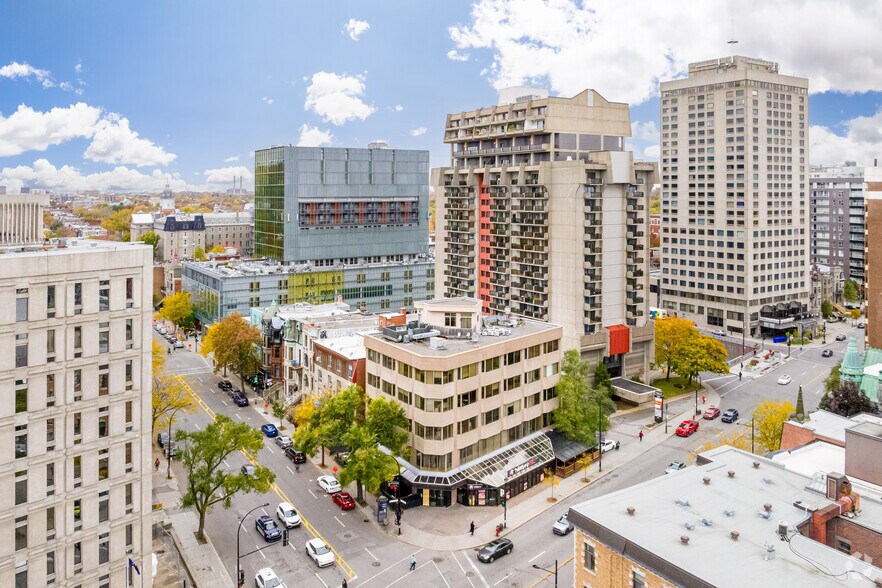 More Photos Of 405 Rue Sherbrooke E, Montréal Apartments For Lease