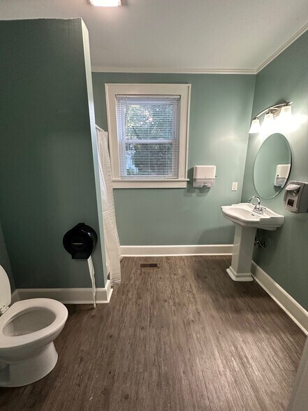 More Photos Of 895 Oglethorpe Ave, Athens Daycare Center For Sale