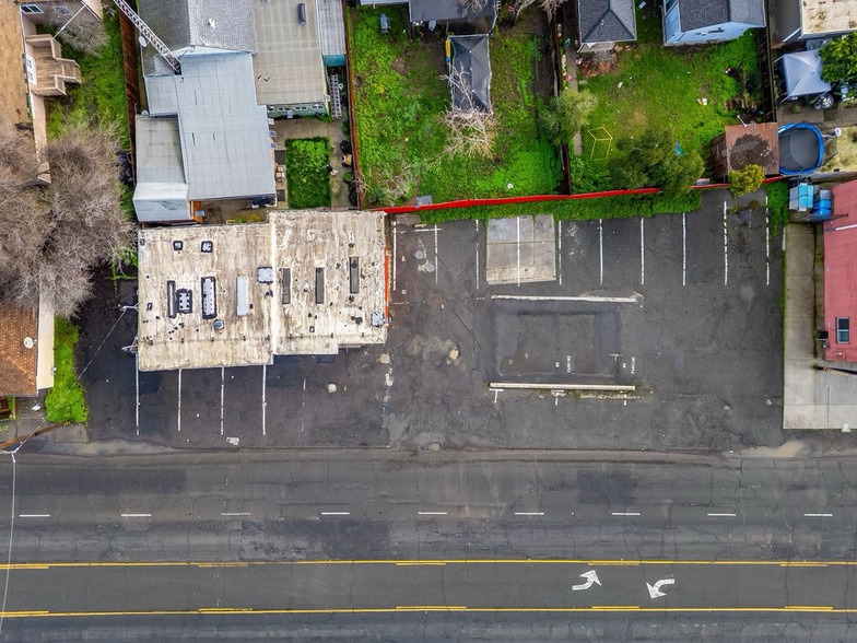 More Photos Of 1966 Broadway St, Vallejo Storefront For Sale