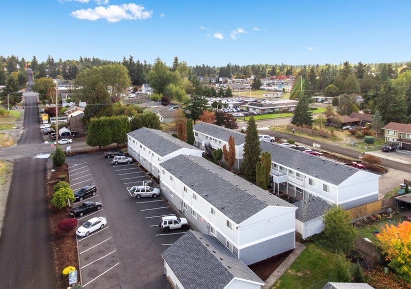 More Photos Of 12712 C St S, Tacoma Apartments For Sale