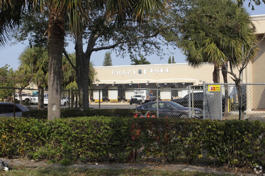 More Photos Of 5150 N State Road 7, North Lauderdale Refrigeration Cold Storage For Lease
