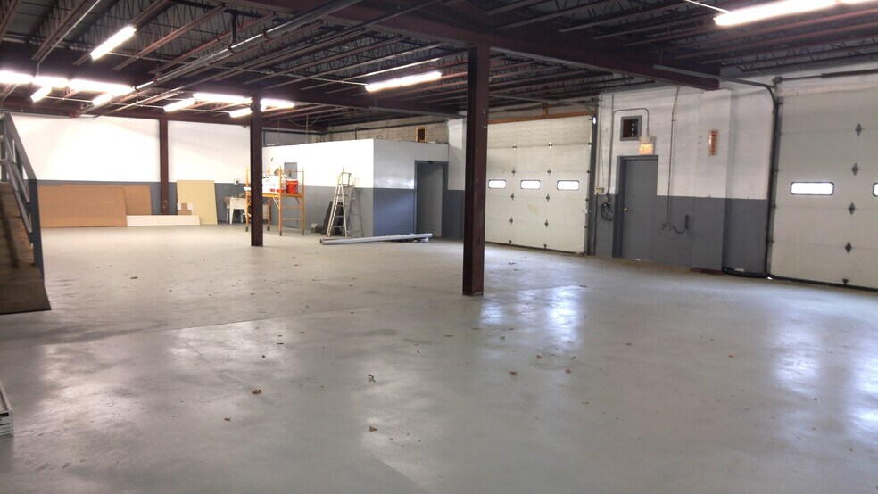 More Photos Of 123 Union City Rd, Prospect Warehouse For Sale