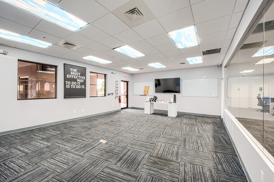 More Photos Of 24031 Tamiami Trl, Bonita Springs Office For Lease