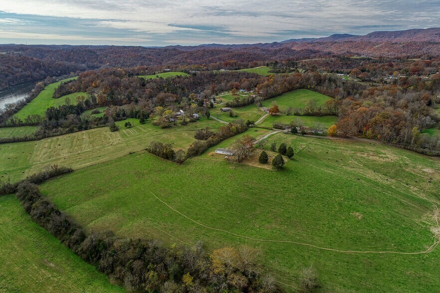 More Photos Of 311 Ross Cemetery Rd, Rocky Top Land For Sale