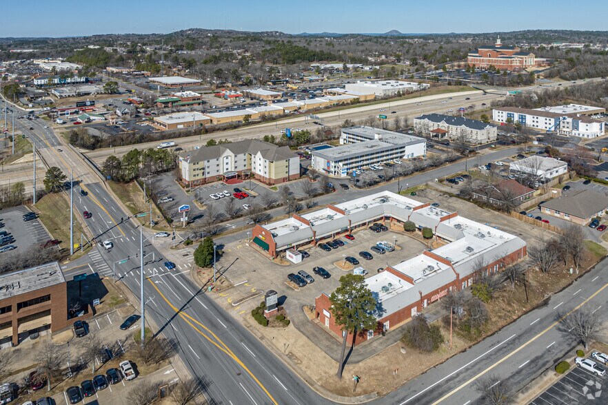 More Photos Of 10500 W Markham St, Little Rock Unknown For Lease