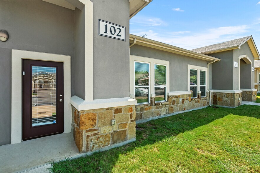 More Photos Of 1490 Rusk Rd, Round Rock Coworking Space