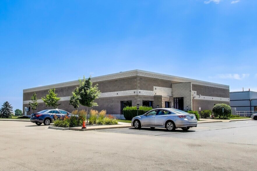 More Photos Of 5511 95th Ave, Kenosha Warehouse For Sale