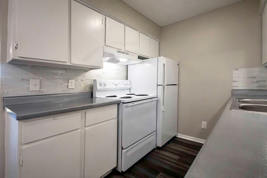 More Photos Of 5202 Bangor Ave, Lubbock Apartments For Sale