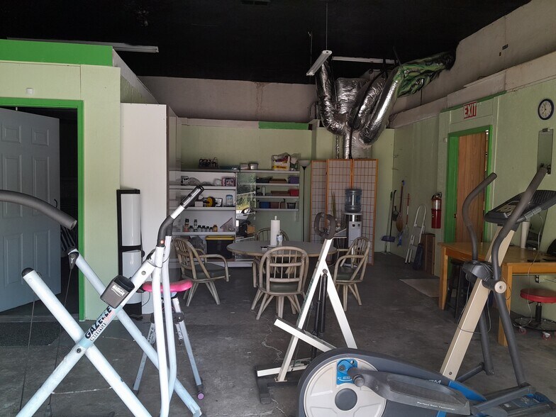 More Photos Of 9135 S Main St, Jonesboro Light Manufacturing For Sale