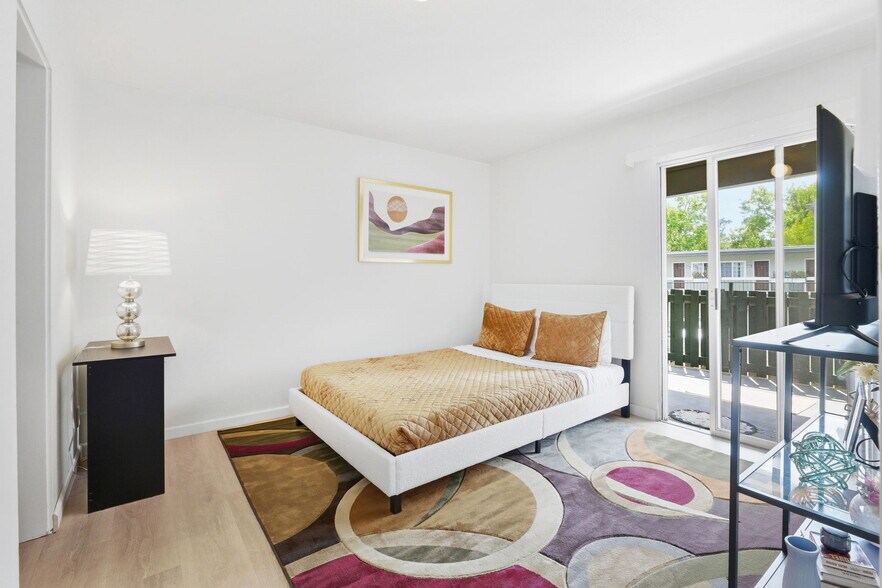 More Photos Of 240 2nd St, Davis Apartments For Sale