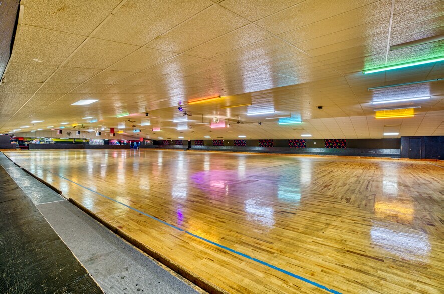 2724 Emanuel Church Rd, West Columbia, SC 29170 Skating Rink For Sale