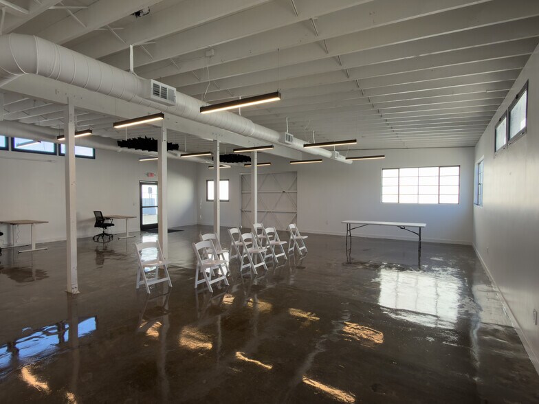 More Photos Of 1984 Placentia Ave, Costa Mesa General Retail For Sale