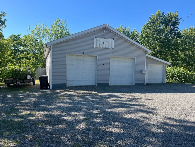 More Photos Of 1128 PA-56, Apollo Flex For Lease
