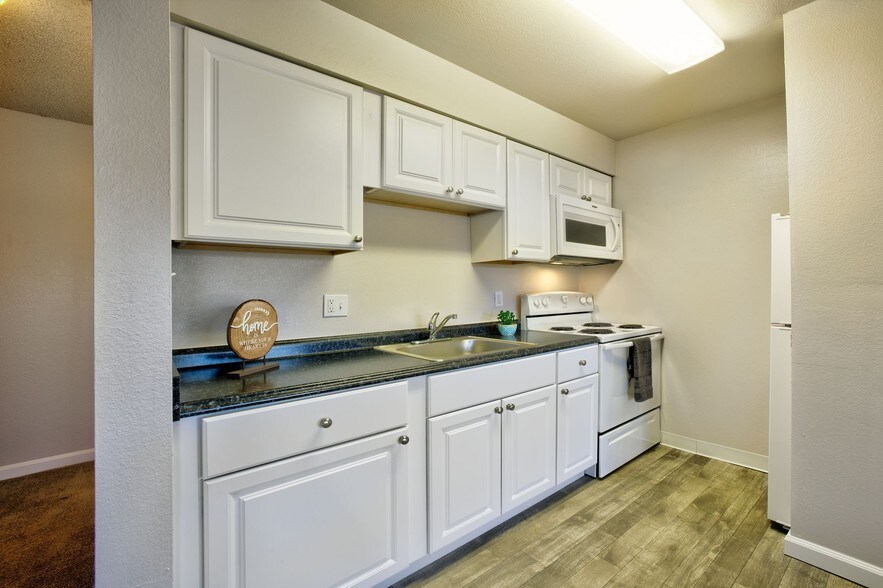 More Photos Of 1400 Fulton Ave, Sacramento Apartments For Sale