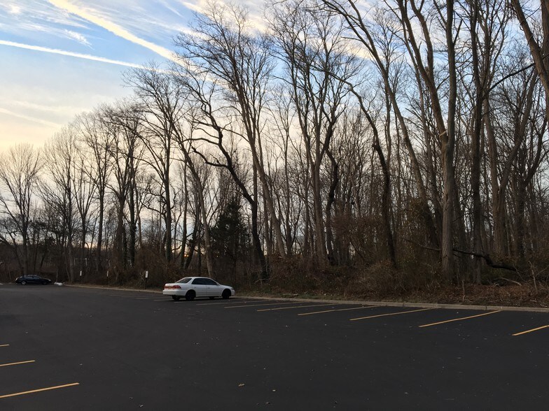 More Photos Of 513 Route 111, Hauppauge Land For Lease