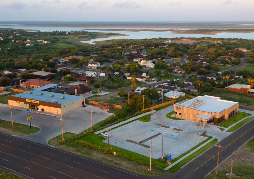 More Photos Of 2860 S US Highway 83, Zapata Medical For Sale