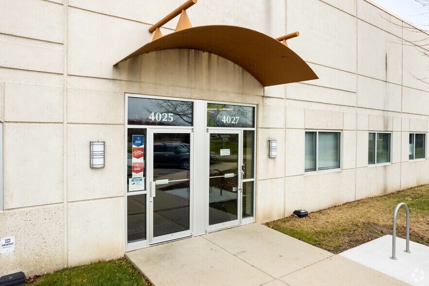 More Photos Of 4017-4027 Owl Creek Dr, Madison Warehouse For Lease