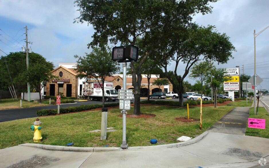 More Photos Of 3790 Tyrone Blvd N, Saint Petersburg Freestanding For Lease