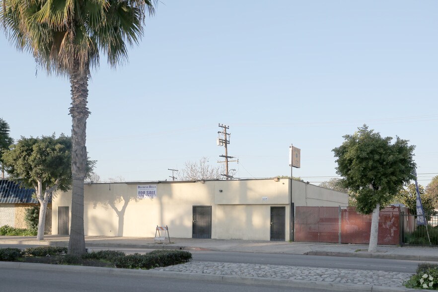 Primary Photo Of 603-607 S Long Beach Blvd, Compton Light Distribution For Sale