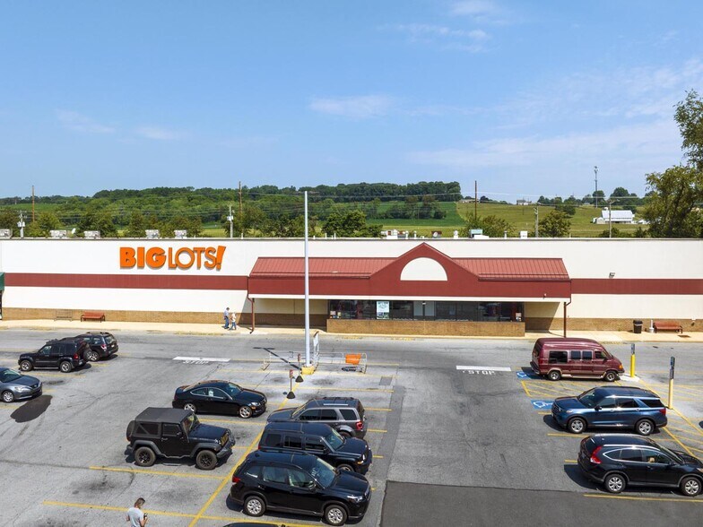 More Photos Of 481 W Penn Ave, Cleona Unknown For Lease