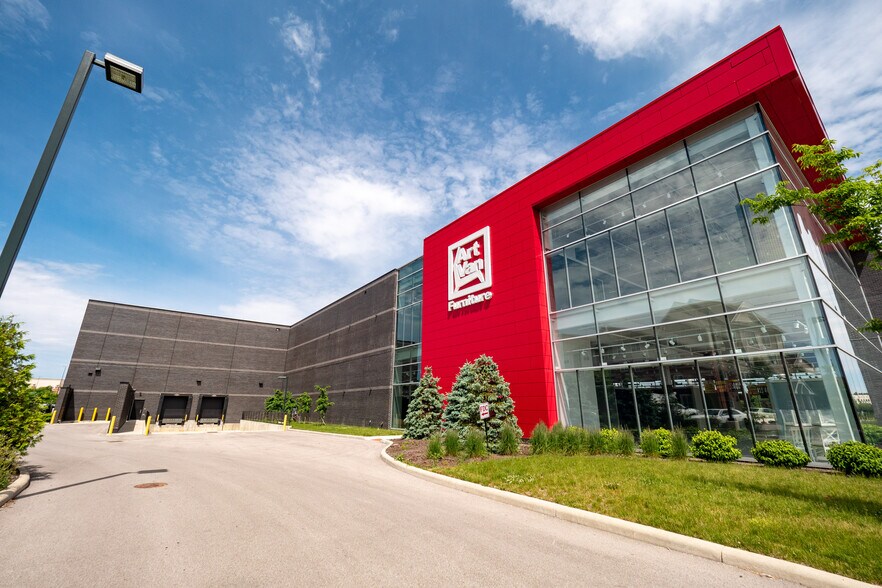 More Photos Of 1551 Gemini Pl, Columbus Freestanding For Lease