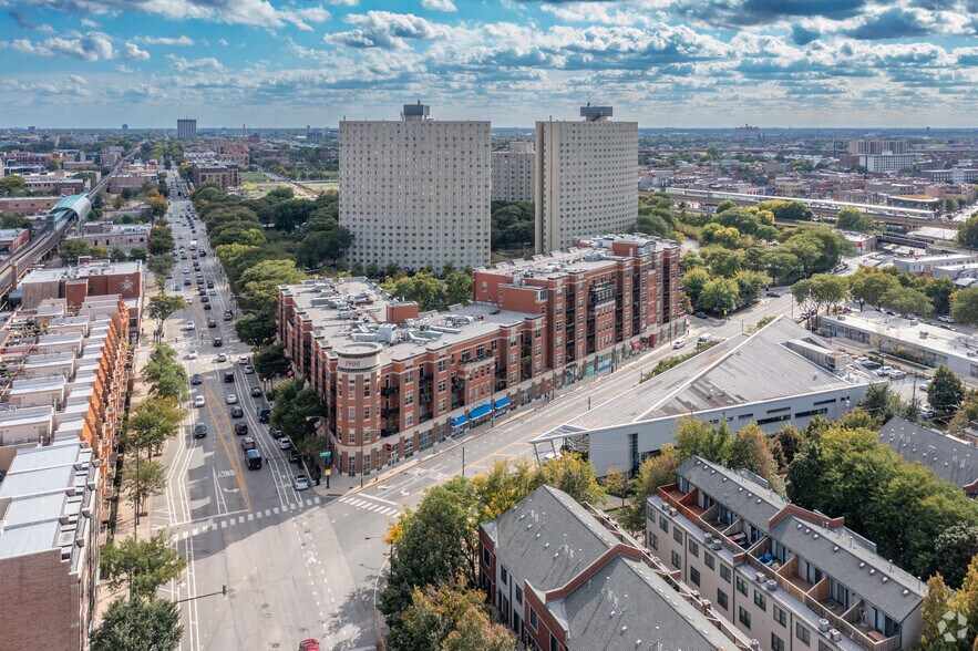 More Photos Of 1900 S State St, Chicago Apartments For Lease