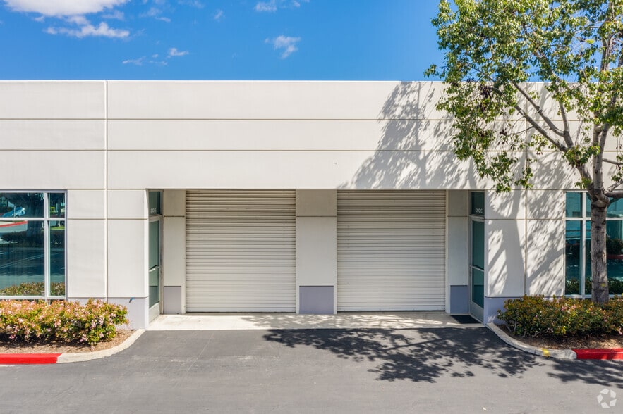 More Photos Of 200 Technology Dr, Irvine Research And Development For Lease