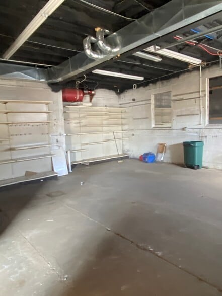 More Photos Of 85 E Fulton St, Gloversville Auto Repair For Sale