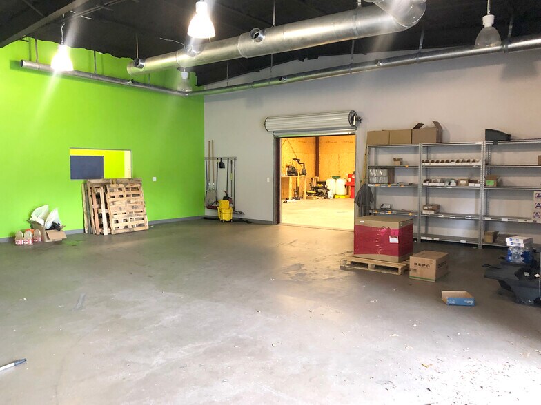 More Photos Of 1505 Capital Cir NW, Tallahassee Warehouse For Lease