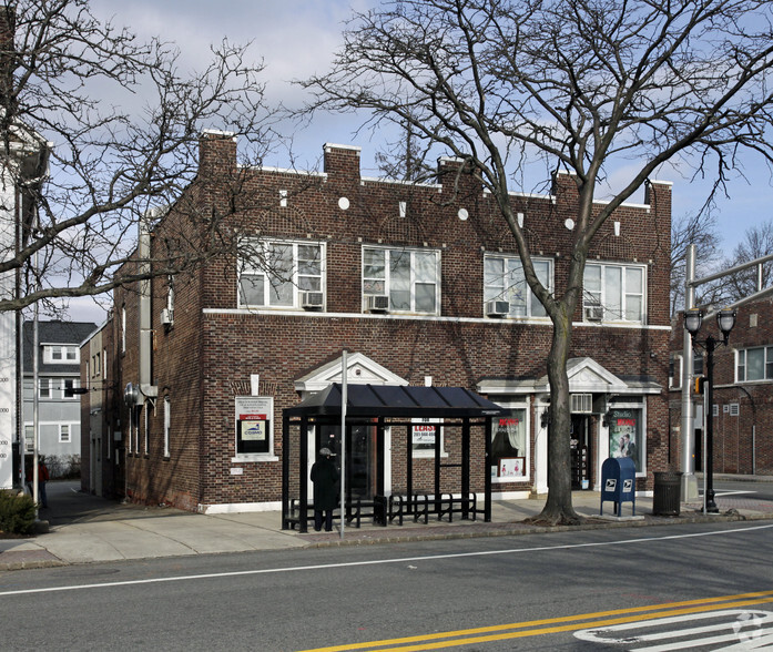 Primary Photo Of 316-318 Broad Ave, Leonia Storefront For Lease