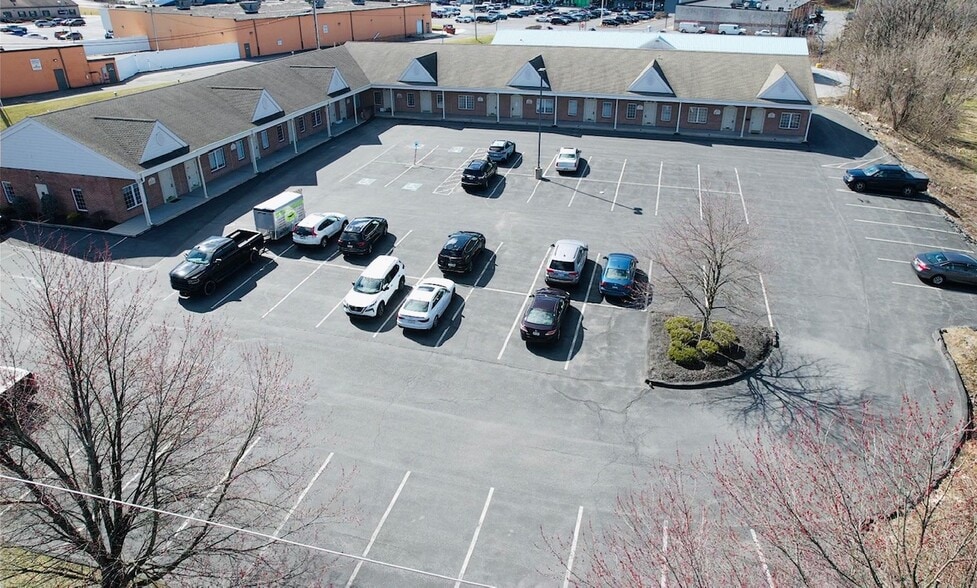 More Photos Of 1829 New Holland Rd, Reading Office For Sale